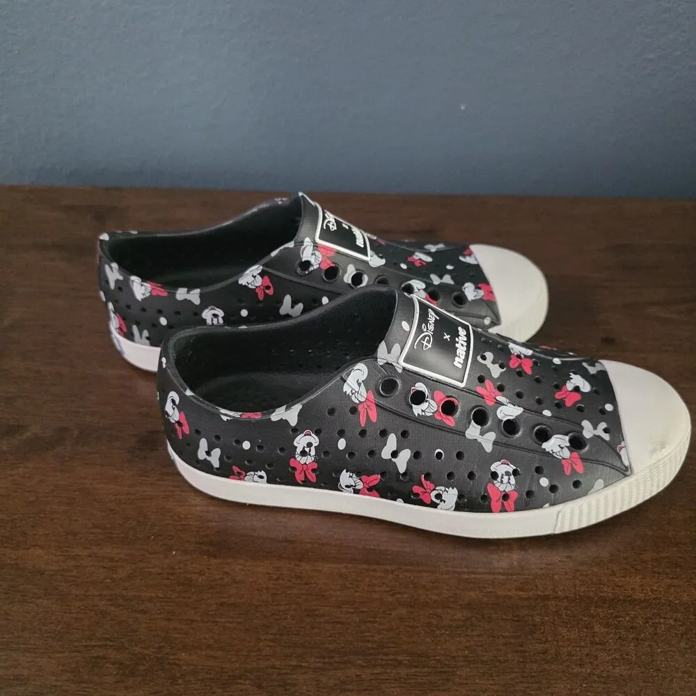Disney Parks Minnie Mouse X Native ADULT M5 W7 Black / Red Waterproof shoes